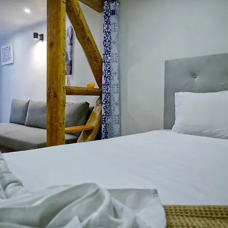 Fully Equipped In Alfama Apartament *