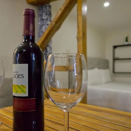 Fully Equipped In Alfama Апартаменты *